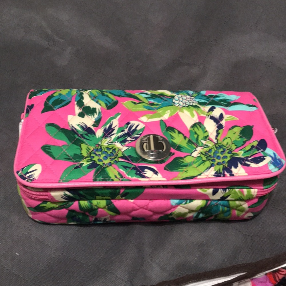 Turnlock crossbody bag in tropical paradise